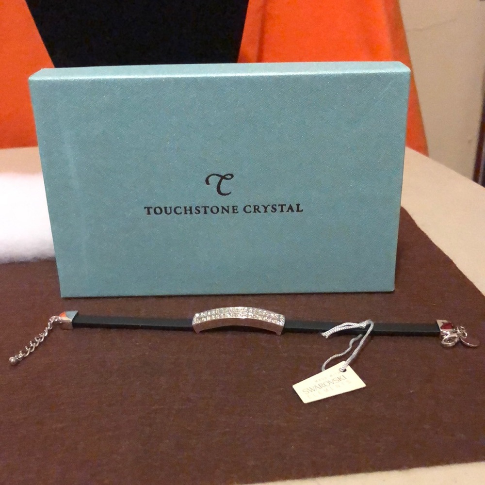 Touchstone Crystal